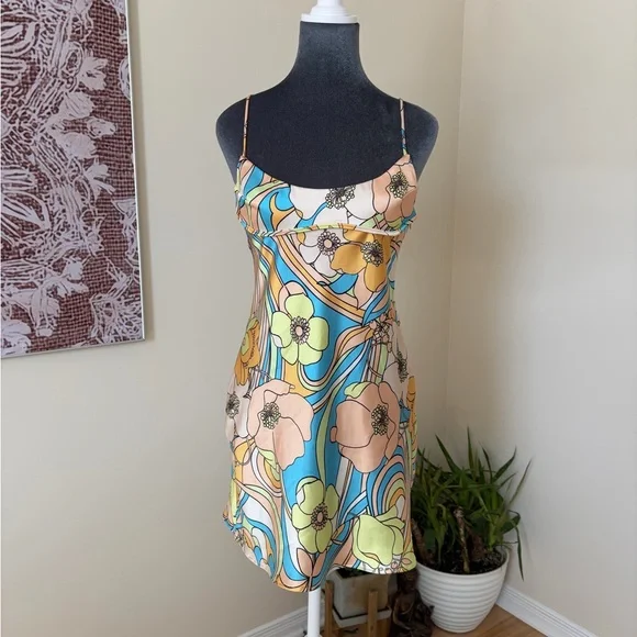 ZARA floral satin mini dress – Size Small - Picture 1 of 5